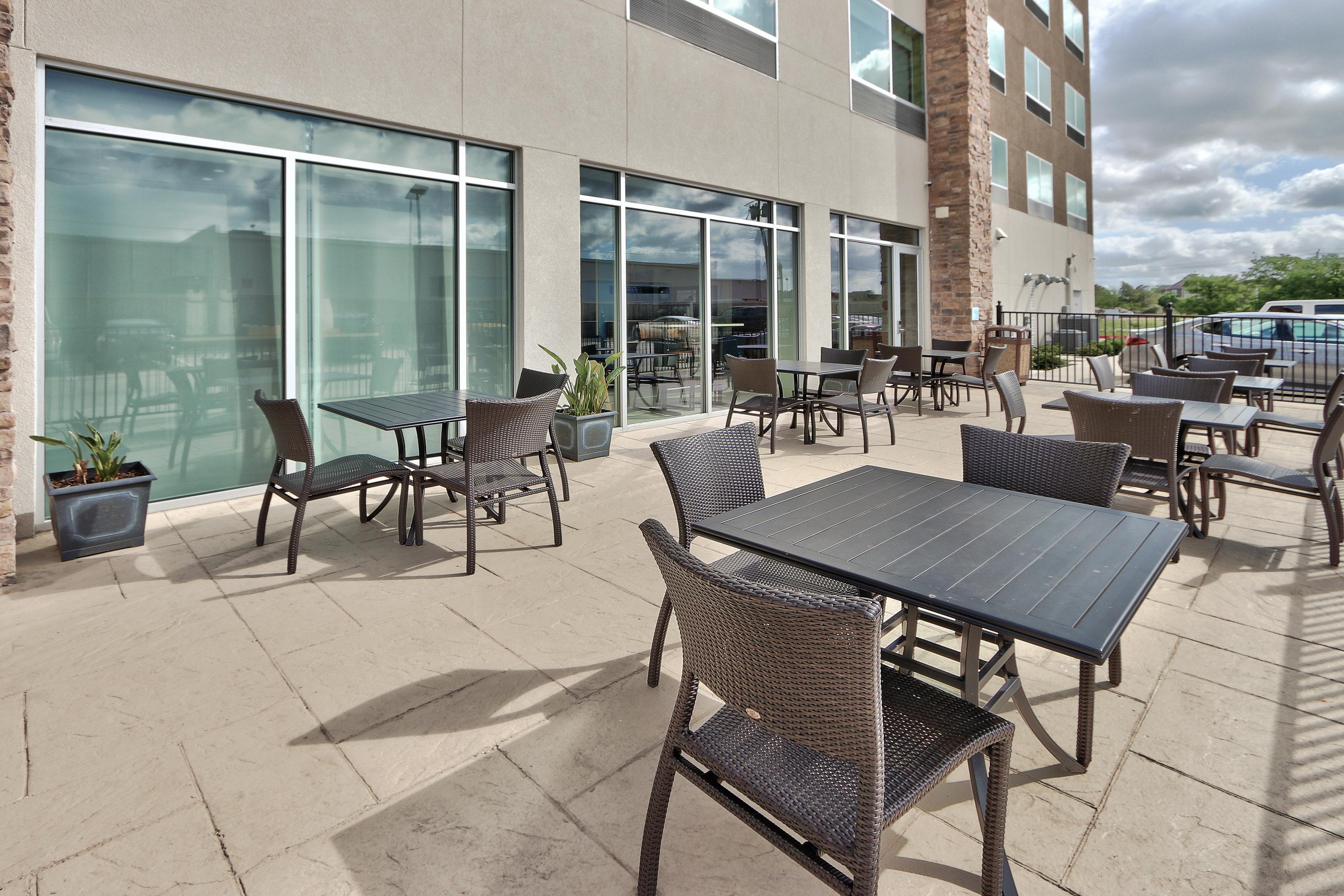 Holiday Inn Express & Suites - Houston East - Beltway 8 By Ihg Cloverleaf Esterno foto